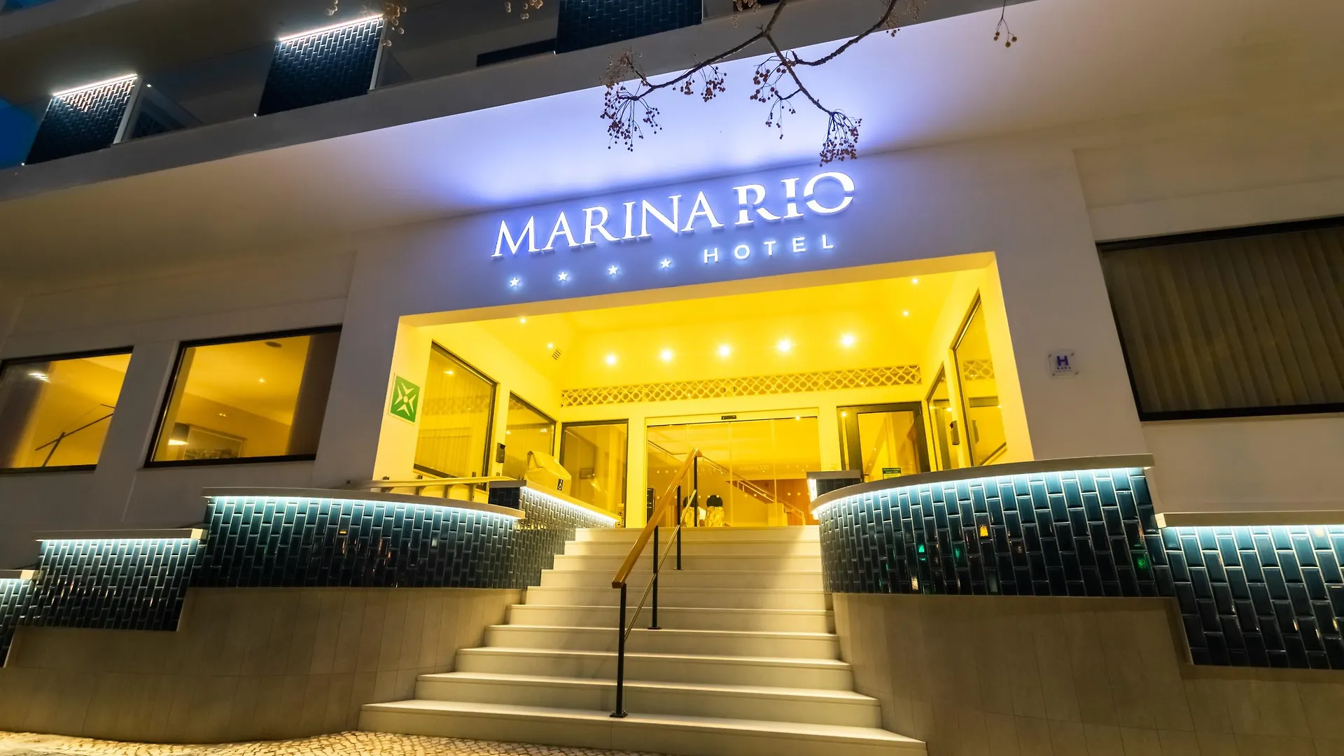 Hotel Marina Rio Lagos 4*,