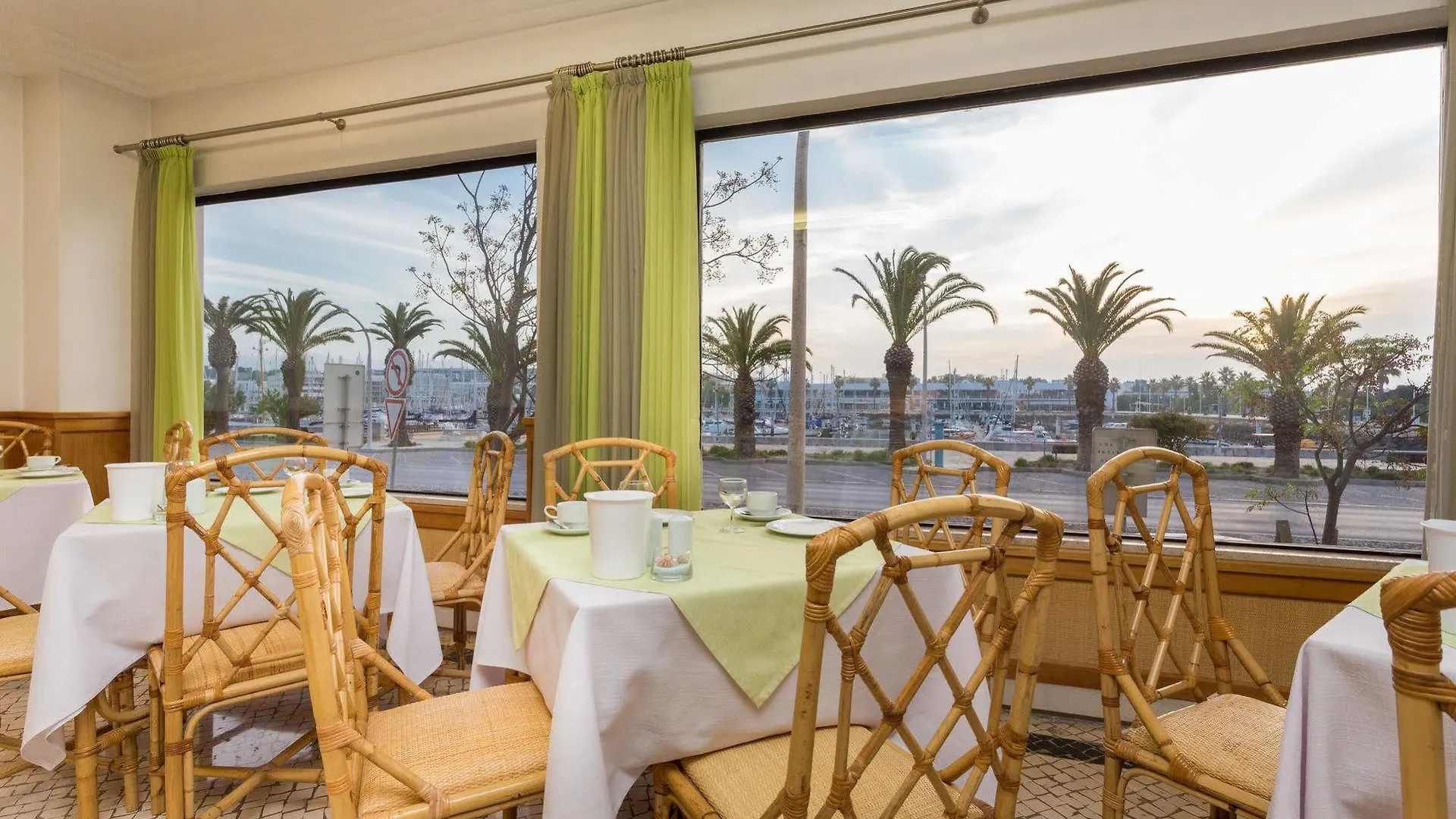 Hotel Marina Rio Lagos Portugal