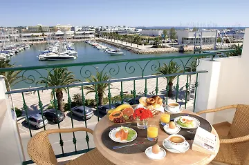 Hotel Marina Rio Lagos